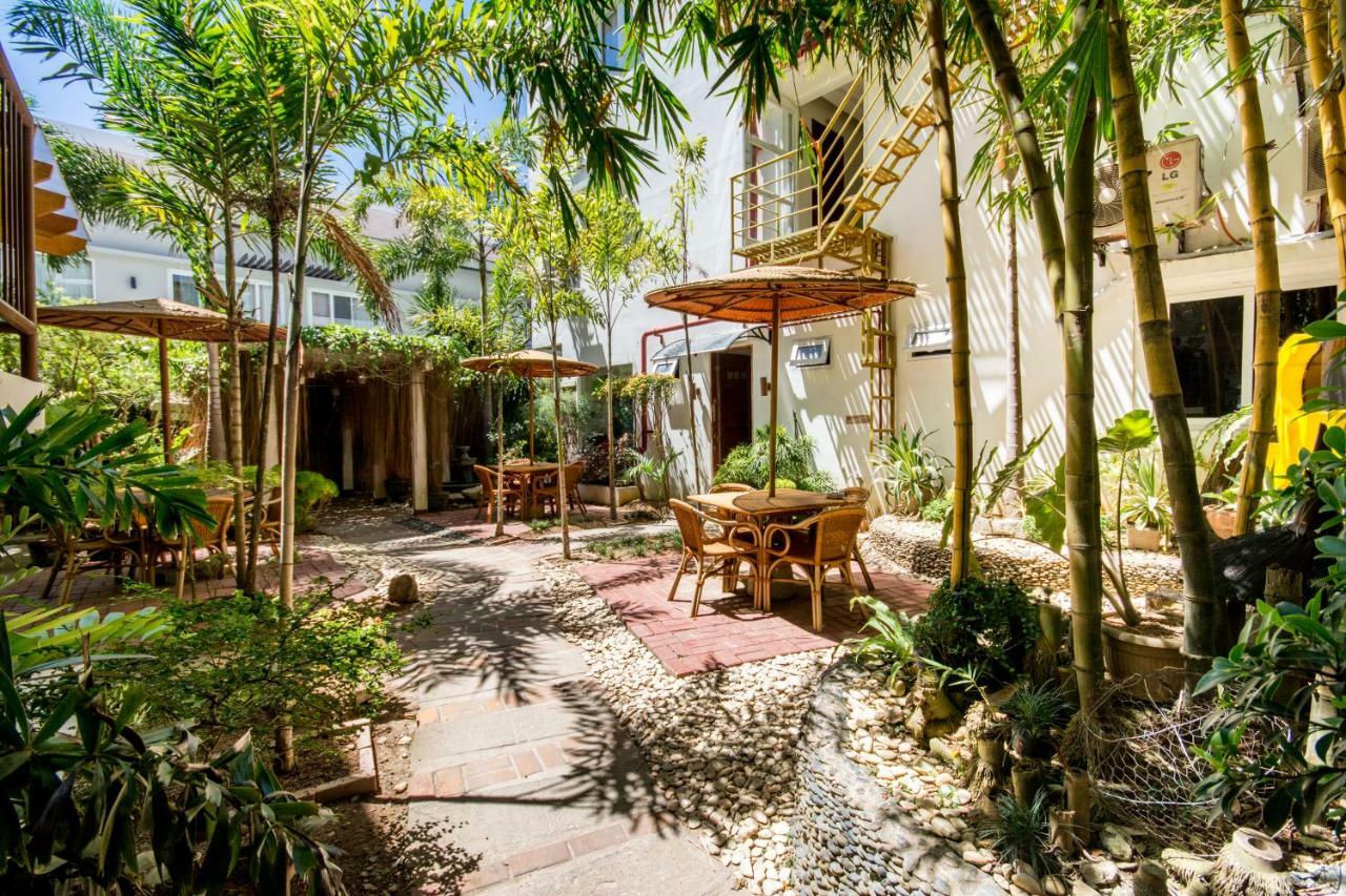 Sur Beach Resort Boracay Balabag  Exterior photo